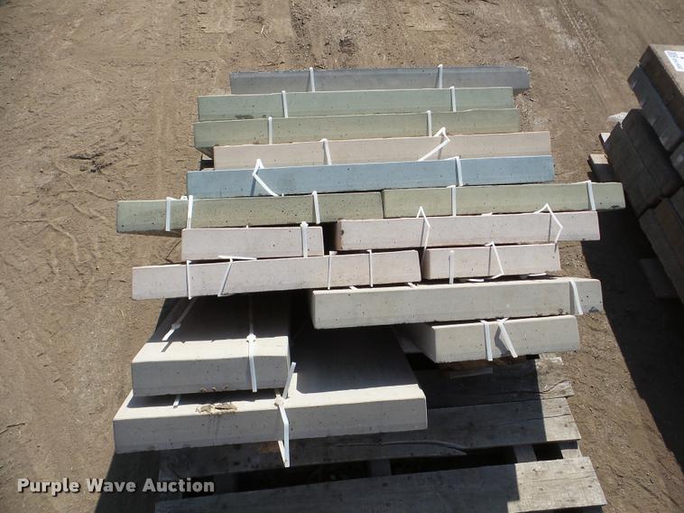 image for item DA1835 Approximately 32 Techo pavers