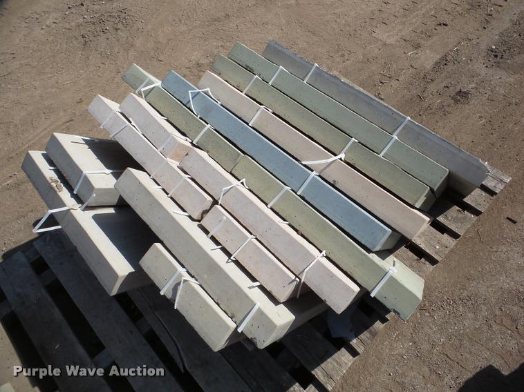 image for item DA1835 Approximately 32 Techo pavers