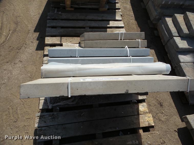 image for item DA1835 Approximately 32 Techo pavers