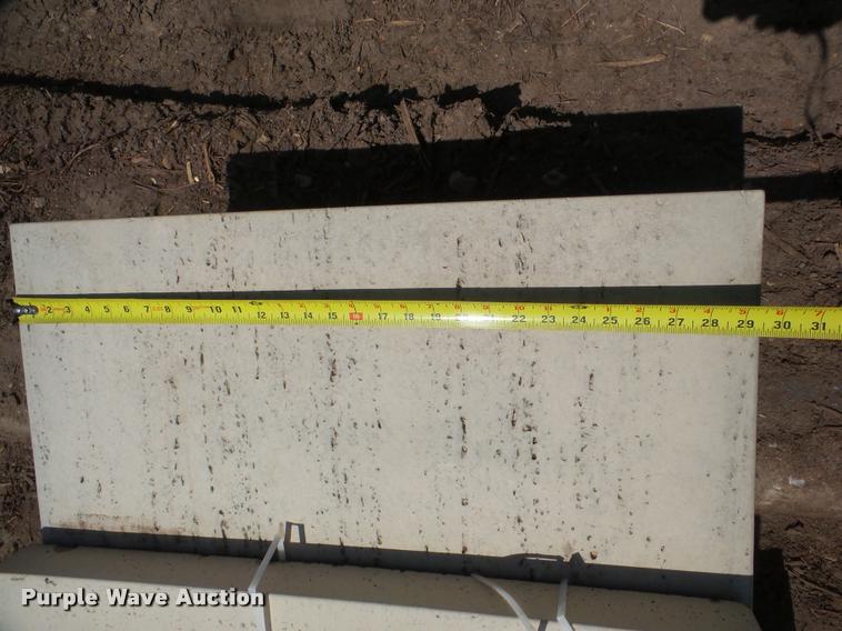 image for item DA1835 Approximately 32 Techo pavers