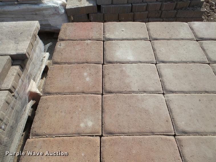 image for item DA1850 Approximately 150 pavers
