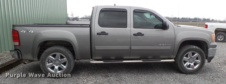 image for item DA2601 2013 GMC Sierra 1500 Crew Cab pickup truck