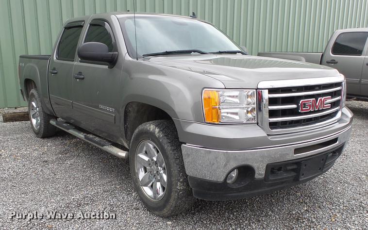 image for item DA2601 2013 GMC Sierra 1500 Crew Cab pickup truck