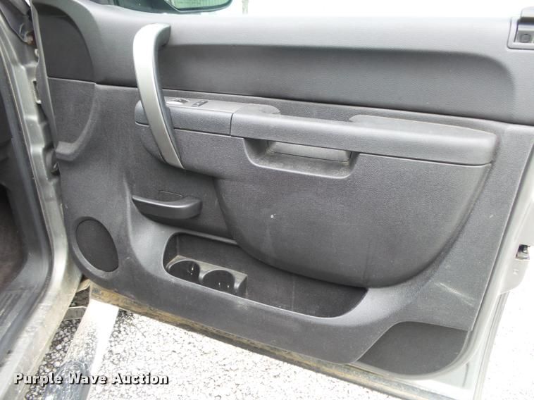 image for item DA2601 2013 GMC Sierra 1500 Crew Cab pickup truck