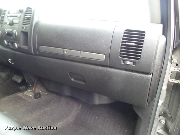 image for item DA2601 2013 GMC Sierra 1500 Crew Cab pickup truck