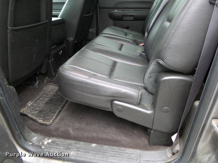 image for item DA2601 2013 GMC Sierra 1500 Crew Cab pickup truck