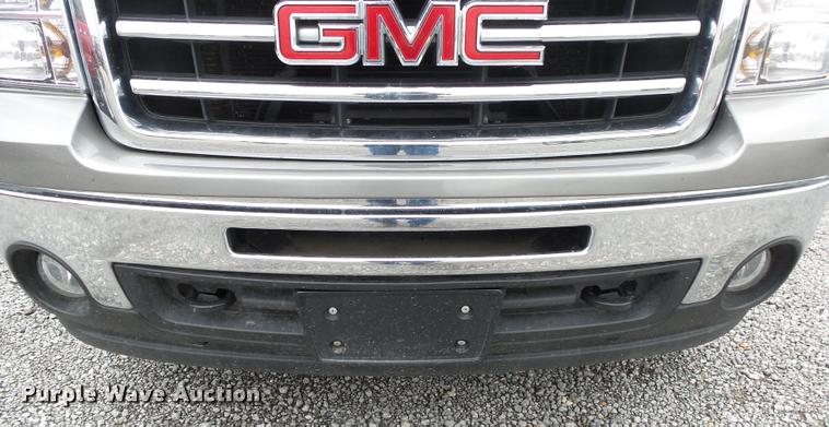 image for item DA2601 2013 GMC Sierra 1500 Crew Cab pickup truck
