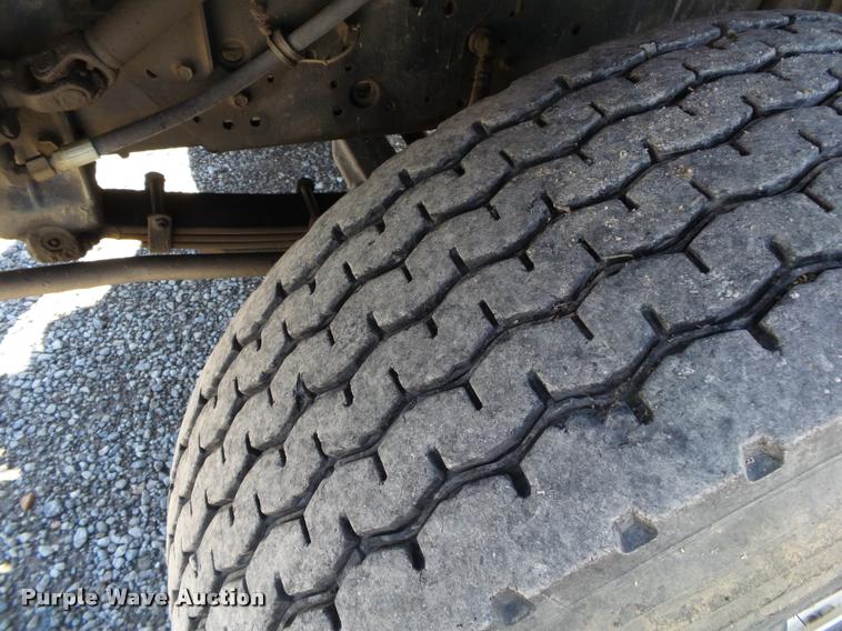 image for item DA2611 1998 International 2654 flatbed truck