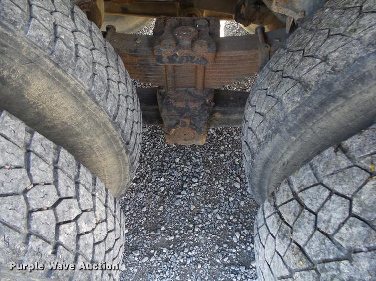 image for item DA2611 1998 International 2654 flatbed truck