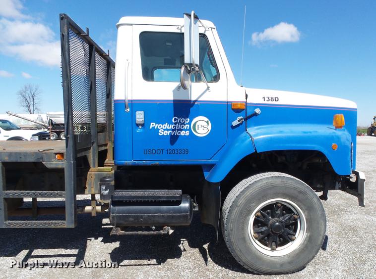 image for item DA2611 1998 International 2654 flatbed truck
