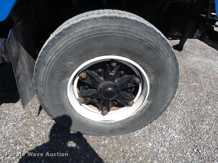 image for item DA2611 1998 International 2654 flatbed truck