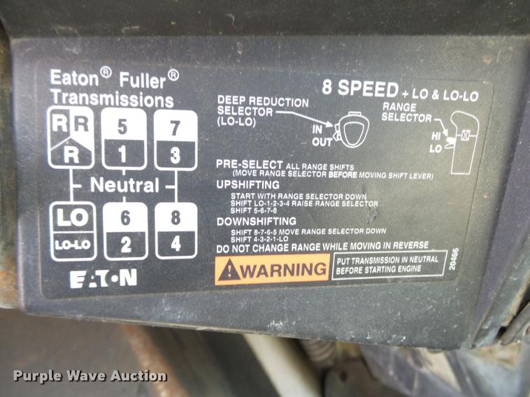 image for item DA2611 1998 International 2654 flatbed truck