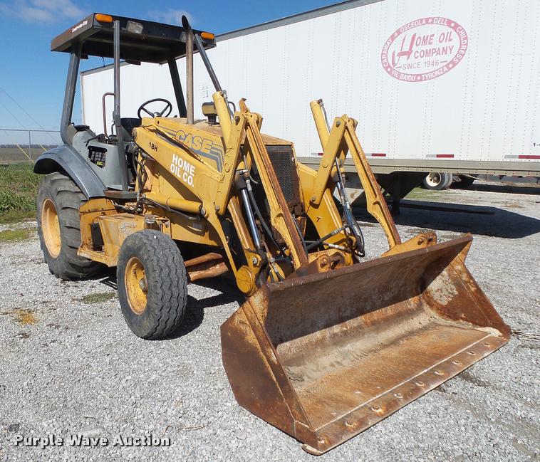 image for item DA2613 1997 Case 570L XT landscape tractor