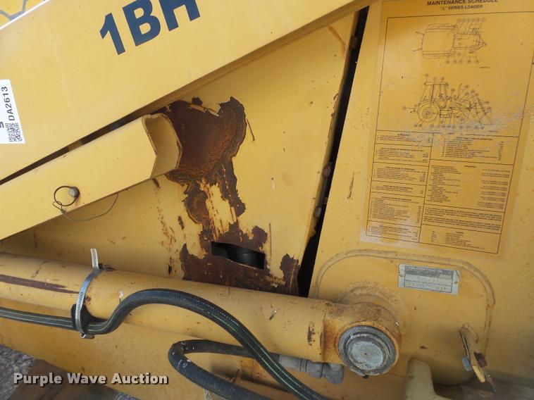 image for item DA2613 1997 Case 570L XT landscape tractor