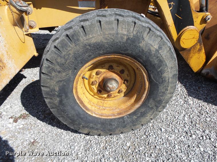 image for item DA2613 1997 Case 570L XT landscape tractor