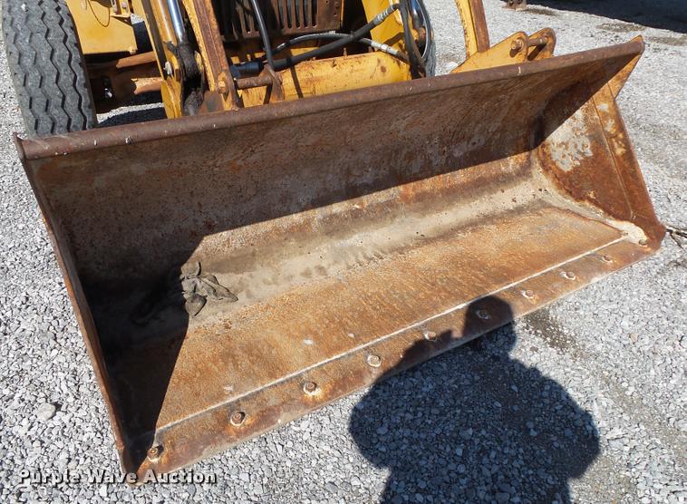 image for item DA2613 1997 Case 570L XT landscape tractor