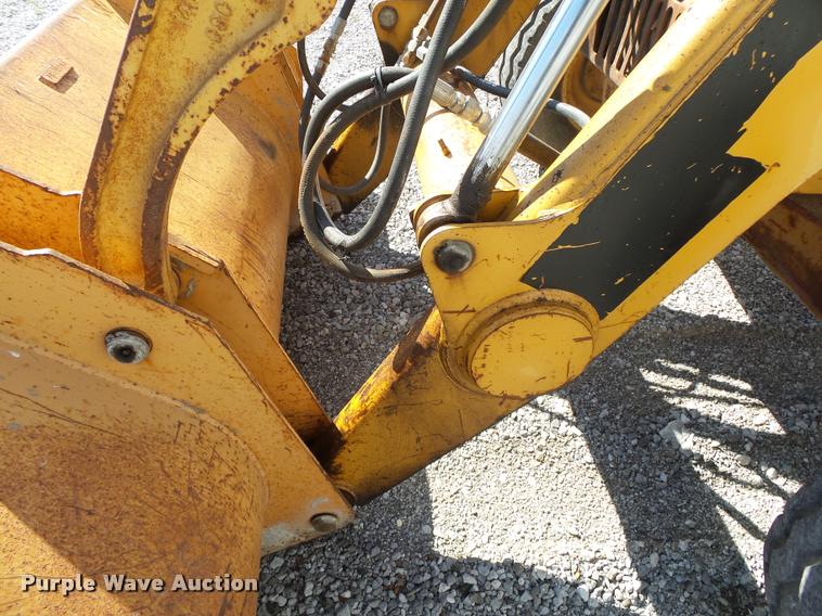 image for item DA2613 1997 Case 570L XT landscape tractor