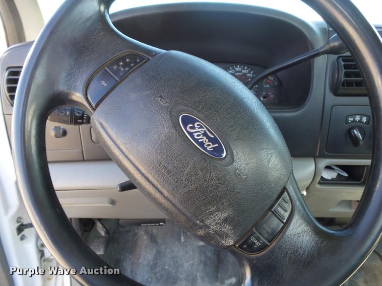 image for item DA2620 2006 Ford F250 Super Duty pickup truck