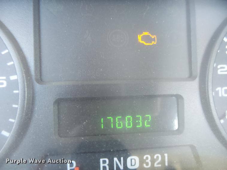 image for item DA2620 2006 Ford F250 Super Duty pickup truck