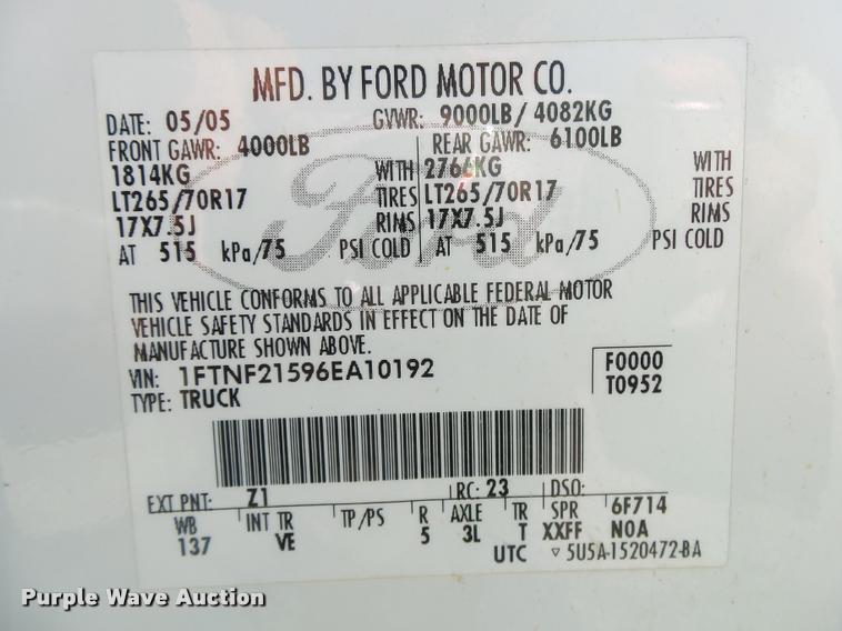 image for item DA2620 2006 Ford F250 Super Duty pickup truck