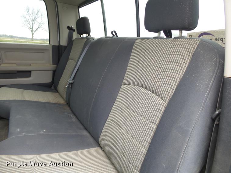 image for item DA2623 2010 Dodge Ram 2500 Crew Cab pickup truck