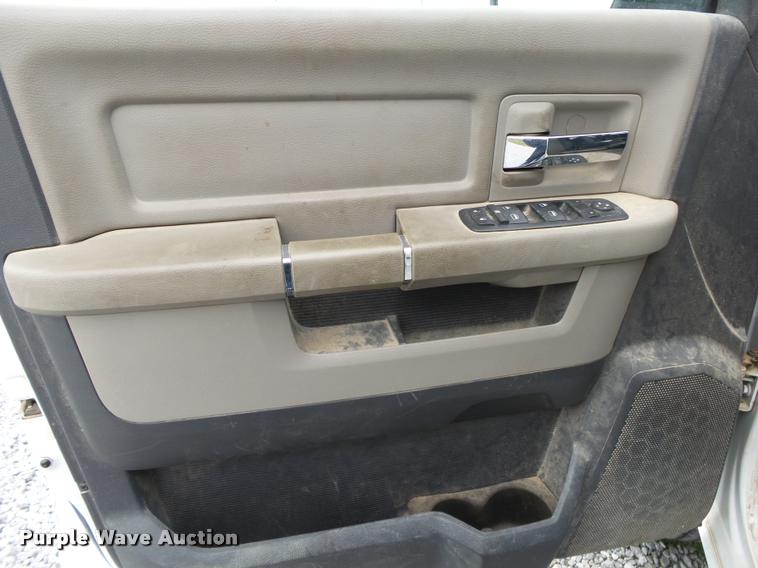 image for item DA2623 2010 Dodge Ram 2500 Crew Cab pickup truck