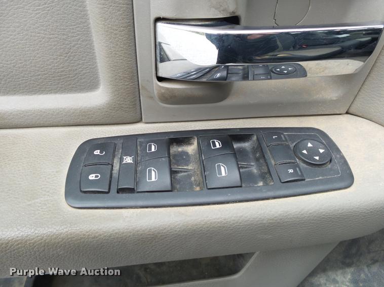 image for item DA2623 2010 Dodge Ram 2500 Crew Cab pickup truck