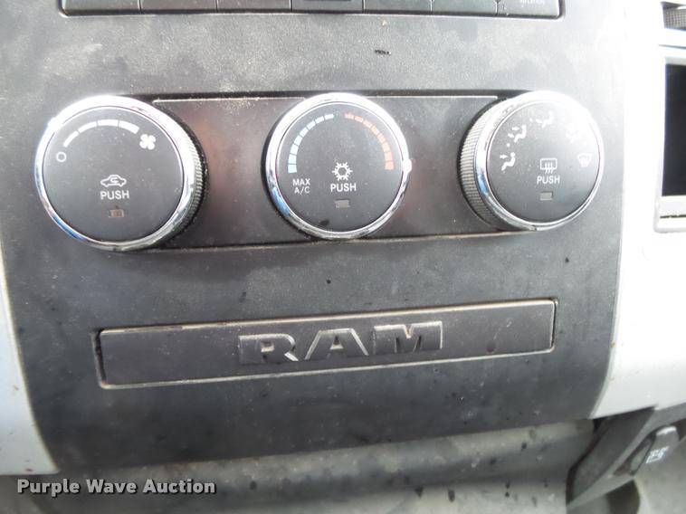 image for item DA2623 2010 Dodge Ram 2500 Crew Cab pickup truck