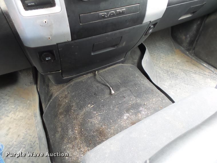 image for item DA2623 2010 Dodge Ram 2500 Crew Cab pickup truck