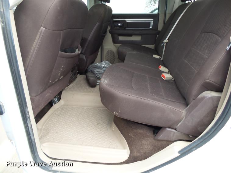 image for item DA2624 2013 Dodge Ram 2500 Crew Cab pickup truck