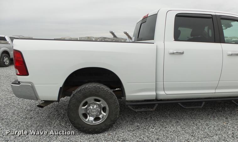 image for item DA2624 2013 Dodge Ram 2500 Crew Cab pickup truck