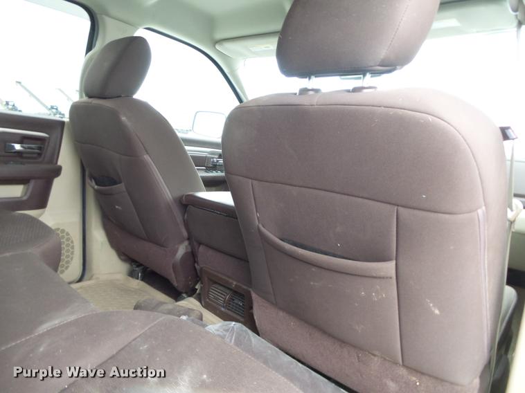 image for item DA2624 2013 Dodge Ram 2500 Crew Cab pickup truck