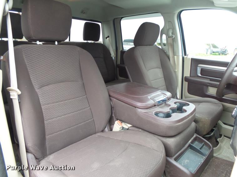 image for item DA2624 2013 Dodge Ram 2500 Crew Cab pickup truck