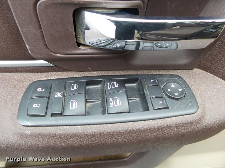 image for item DA2624 2013 Dodge Ram 2500 Crew Cab pickup truck