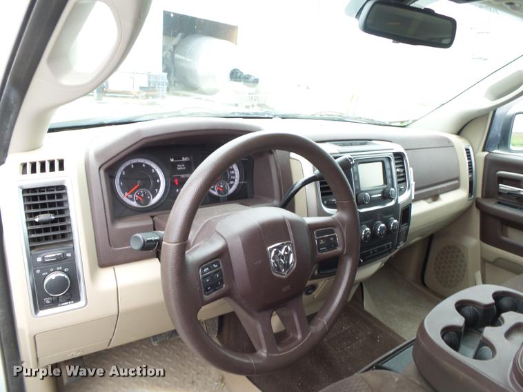 image for item DA2624 2013 Dodge Ram 2500 Crew Cab pickup truck