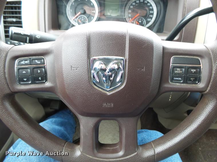 image for item DA2624 2013 Dodge Ram 2500 Crew Cab pickup truck