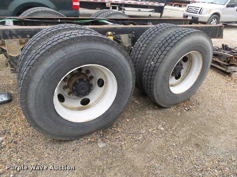 image for item DA2626 1998 Ford LT8513 Louisville 113 truck cab and chassis