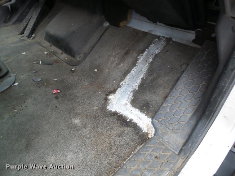 image for item DA2626 1998 Ford LT8513 Louisville 113 truck cab and chassis