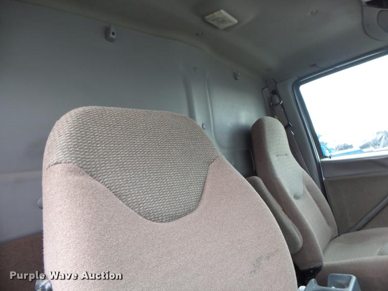 image for item DA2626 1998 Ford LT8513 Louisville 113 truck cab and chassis