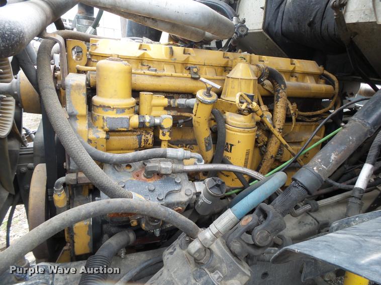 image for item DA2626 1998 Ford LT8513 Louisville 113 truck cab and chassis