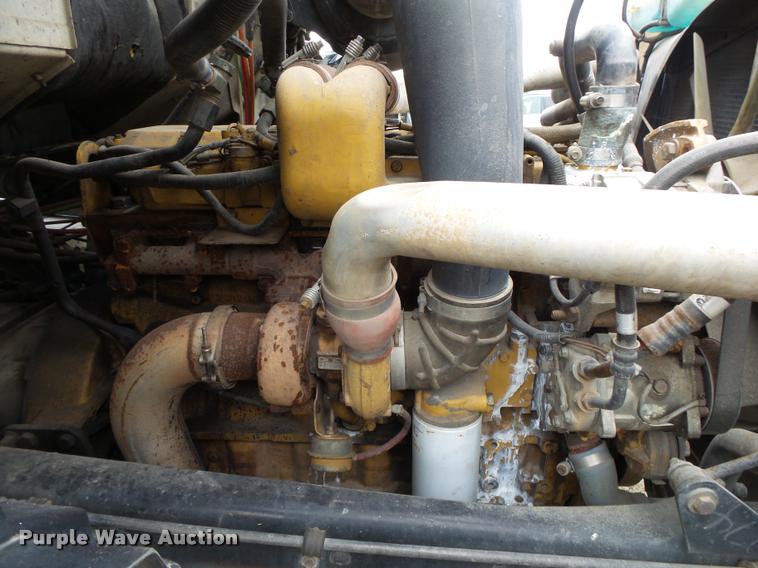 image for item DA2626 1998 Ford LT8513 Louisville 113 truck cab and chassis