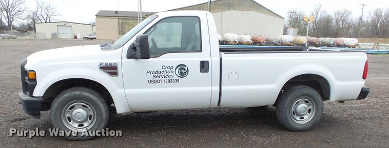 image for item DA2628 2010 Ford F250 Super Duty pickup truck