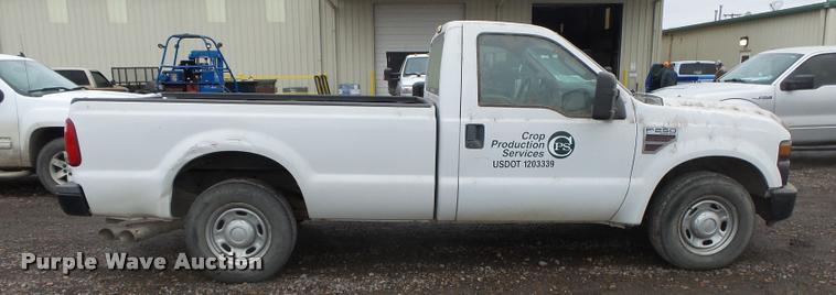 image for item DA2628 2010 Ford F250 Super Duty pickup truck