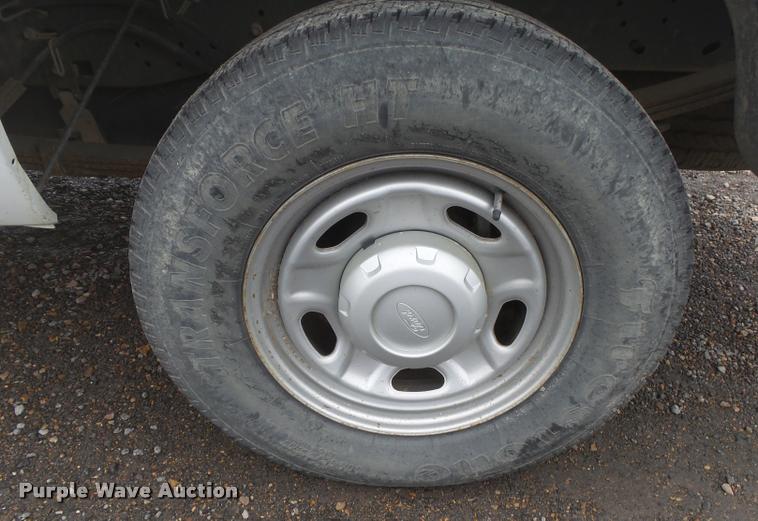 image for item DA2628 2010 Ford F250 Super Duty pickup truck