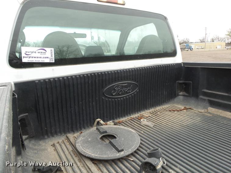 image for item DA2628 2010 Ford F250 Super Duty pickup truck
