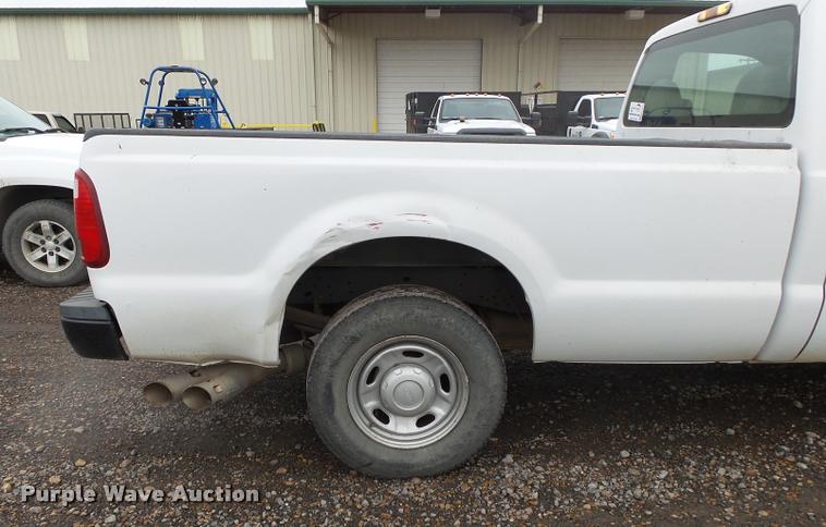 image for item DA2628 2010 Ford F250 Super Duty pickup truck