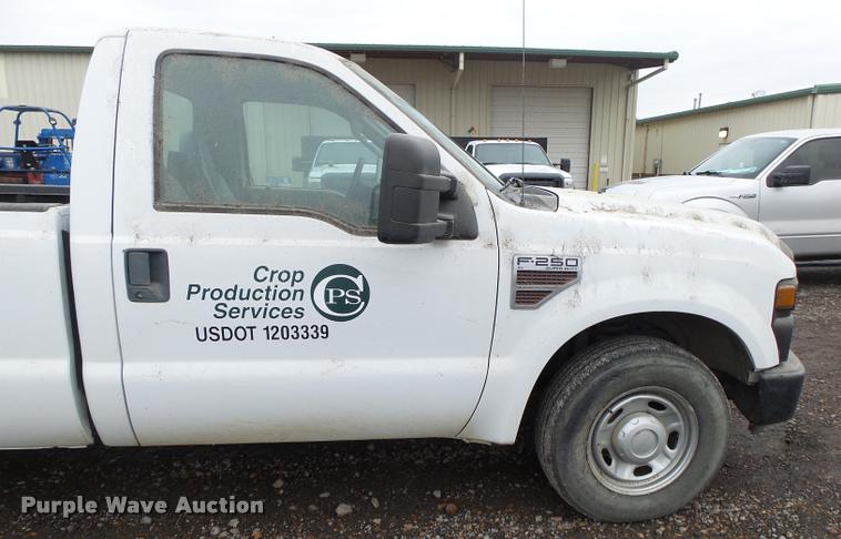 image for item DA2628 2010 Ford F250 Super Duty pickup truck