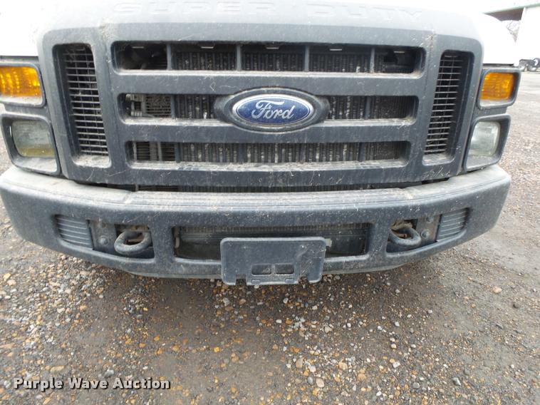 image for item DA2628 2010 Ford F250 Super Duty pickup truck