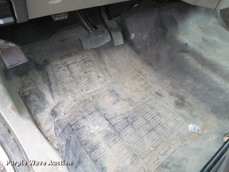 image for item DA2628 2010 Ford F250 Super Duty pickup truck