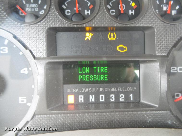 image for item DA2628 2010 Ford F250 Super Duty pickup truck